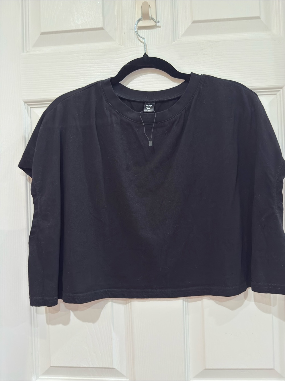 Sleeveless Cropped T-Shirt